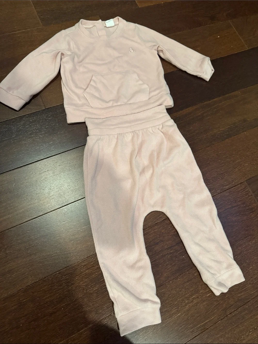 Baby Gap lot of 5 pieces of girls 18 to 24 months of dresses, sweatsuit and top